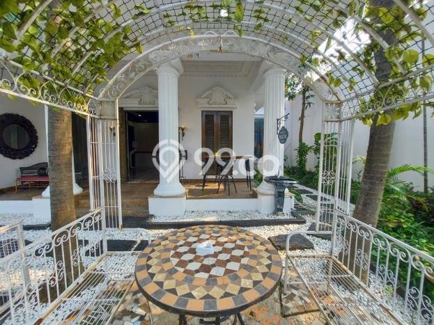 For Sale Rumah Elit Exclusive di Menteng, Jakarta Pusat For Sale Rumah Elit Exclusive di Menteng, Jakarta Pusat
