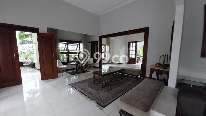 Hot Offer Hunian Premium Ideal dan Luas di Menteng, Jakarta Pusat Hot Offer Hunian Premium Ideal dan Luas di Menteng, Jakarta Pusat