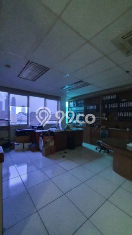 Dijual Kantor Kawasan Menteng, Luas 2595m2m², Kawasan Komersial, Jalur Strategis Dijual Kantor Kawasan Menteng, Luas 2595m2m², Kawasan Komersial, Jalur Strategis