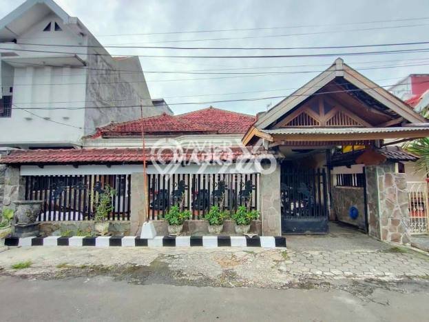 Rumah Modern Cantik 3 Kamar Bisa Langsung Pindah di Lowokwaru Rumah Modern Cantik 3 Kamar Bisa Langsung Pindah di Lowokwaru