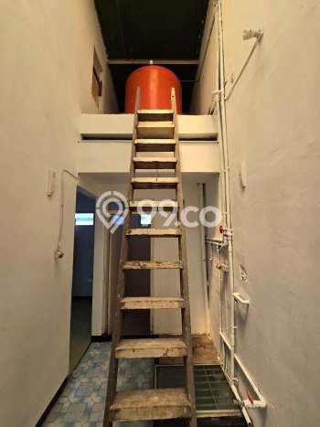 Ruko Komersial Dijual di Klojen Malang LT 60m2 & LB 188m2 Ruko Komersial Dijual di Klojen Malang LT 60m2 & LB 188m2