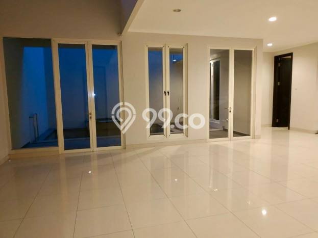 Hunian Mewah Dijual LT 240m2 di Blimbing, Malang Hunian Mewah Dijual LT 240m2 di Blimbing, Malang