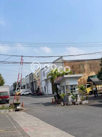 Gudang Dijual di Singosari Malang dengan LB 360m2 Gudang Dijual di Singosari Malang dengan LB 360m2