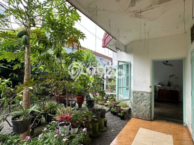 Siap Huni Rumah Mewah 4 Kamar di Klojen Dekat ke Mana Pun Siap Huni Rumah Mewah 4 Kamar di Klojen Dekat ke Mana Pun