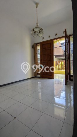 For Sale Rumah 5 Kamar Lokasi Ideal Bagus dan Strategis di Lowokwaru For Sale Rumah 5 Kamar Lokasi Ideal Bagus dan Strategis di Lowokwaru