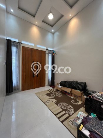 Rumah Strategis Modern Lb 160m2 di Lowokwaru, Malang Rumah Strategis Modern Lb 160m2 di Lowokwaru, Malang