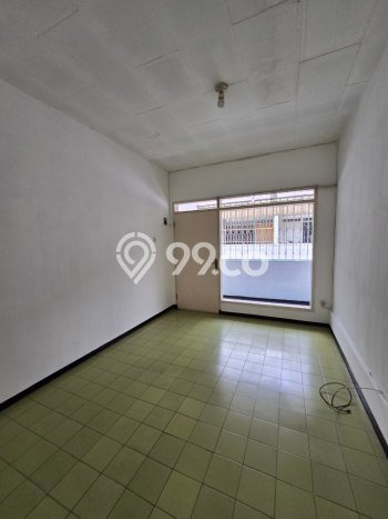 Ruko Komersial Dijual di Klojen Malang LT 60m2 & LB 188m2 Ruko Komersial Dijual di Klojen Malang LT 60m2 & LB 188m2