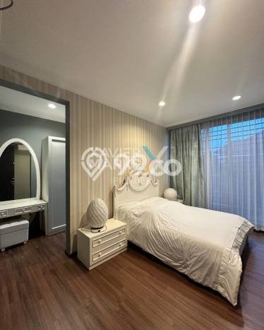 Ready to Use! Luxury House LT 240m2 Desain Elegan di Araya Ready to Use! Luxury House LT 240m2 Desain Elegan di Araya