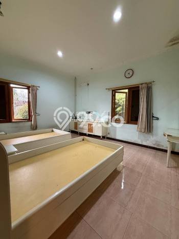For Sale Rumah Elit Exclusive di Dukuh Pakis, Surabaya For Sale Rumah Elit Exclusive di Dukuh Pakis, Surabaya