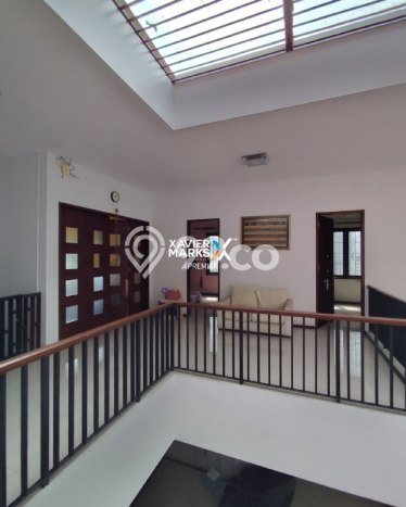 Ready to Use! Luxury House LT 420m2 Desain Modern di Araya Ready to Use! Luxury House LT 420m2 Desain Modern di Araya