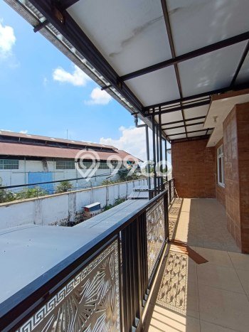 Lokasi strategis! Rumah siap huni disewakan di Klojen LB 200m2 Lokasi strategis! Rumah siap huni disewakan di Klojen LB 200m2