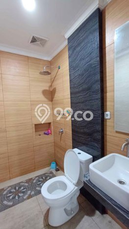 Rumah Modern area Blimbing, Malang, LT 200m2m² Bangunan 360m2m² Rumah Modern area Blimbing, Malang, LT 200m2m² Bangunan 360m2m²