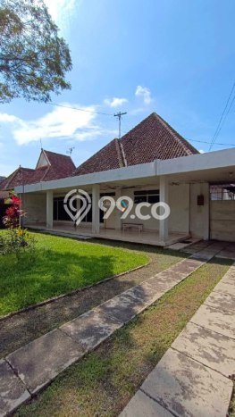 Dijual Rumah Premium dengan Fasilitas Sekitar Komplit di Klojen, Malang Dijual Rumah Premium dengan Fasilitas Sekitar Komplit di Klojen, Malang