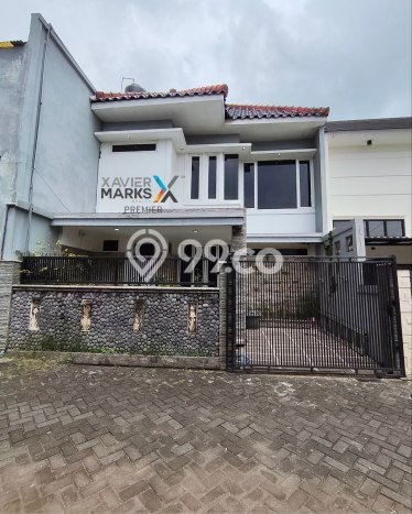 Rumah Modern Cantik 3 KT Bisa Langsung Pindah di Batu Rumah Modern Cantik 3 KT Bisa Langsung Pindah di Batu
