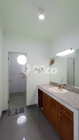 Siap Huni Hunian Elit 3 Kamar di Blimbing Dekat ke Mana Saja Siap Huni Hunian Elit 3 Kamar di Blimbing Dekat ke Mana Saja