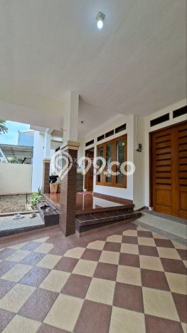 Dijual Rumah Luas Elegan Dengan View Eksklusif di Soekarno Hatta, Malang Dijual Rumah Luas Elegan Dengan View Eksklusif di Soekarno Hatta, Malang