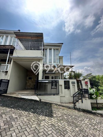 Dijual Cepat Rumah Bagus Siap Huni LB 120m2 di Lowokwaru, Malang Dijual Cepat Rumah Bagus Siap Huni LB 120m2 di Lowokwaru, Malang