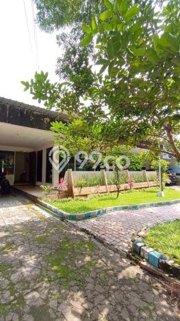 Siap Huni Rumah Mewah 5 Kamar di Klojen Dekat ke Mana Pun Siap Huni Rumah Mewah 5 Kamar di Klojen Dekat ke Mana Pun