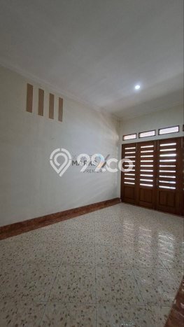 Dijual Rumah Luas Elegan Dengan View Eksklusif di Soekarno Hatta, Malang Dijual Rumah Luas Elegan Dengan View Eksklusif di Soekarno Hatta, Malang