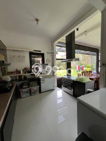 Rumah Luxury Modern Siap Huni di Villa Puncak Tidar Malang Rumah Luxury Modern Siap Huni di Villa Puncak Tidar Malang
