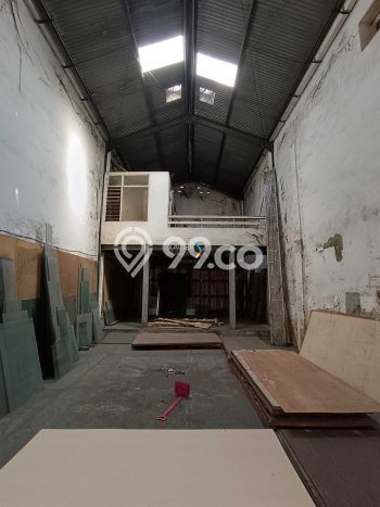 Gudang Dijual di Klojen LT 210m2, LB 210m2 Solusi Investasi Cerdas Gudang Dijual di Klojen LT 210m2, LB 210m2 Solusi Investasi Cerdas