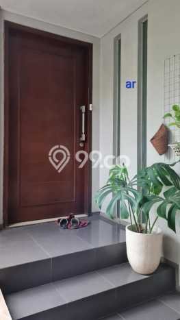 Hunian Mewah LB 220m2 Siap Huni Desain Elegan di Bintaro, Tangerang Selatan Hunian Mewah LB 220m2 Siap Huni Desain Elegan di Bintaro, Tangerang Selatan