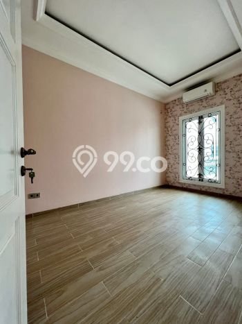 Jual Rumah Luas Elegan Dengan View Eksklusif di Pondok Indah, Jakarta Selatan Jual Rumah Luas Elegan Dengan View Eksklusif di Pondok Indah, Jakarta Selatan