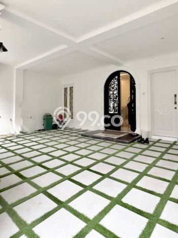 Jual Rumah Luas Elegan Dengan View Eksklusif di Pondok Indah, Jakarta Selatan Jual Rumah Luas Elegan Dengan View Eksklusif di Pondok Indah, Jakarta Selatan
