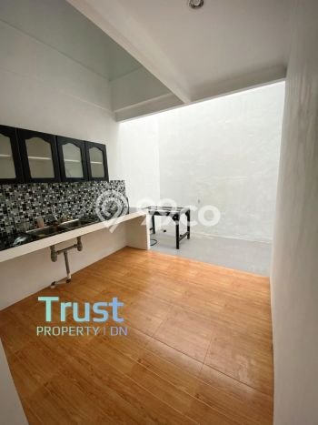 Rumah Area Strategis kawasan Bintaro, Tangerang Selatan, Luas 120m² LB 160m² Rumah Area Strategis kawasan Bintaro, Tangerang Selatan, Luas 120m² LB 160m²