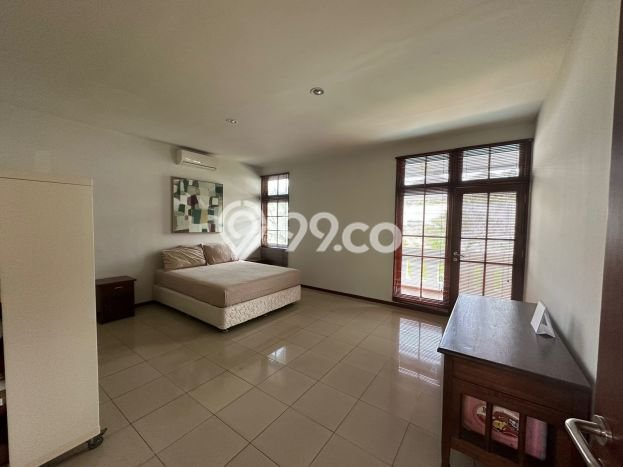For Sale! Premium House LT 1000m2 Desain Elegan di Cipete For Sale! Premium House LT 1000m2 Desain Elegan di Cipete