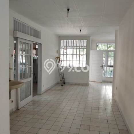 PRIME LOCATION! Rumah Strategis area Sektor 2 - Bintaro, LT 120m² LB 80m² PRIME LOCATION! Rumah Strategis area Sektor 2 - Bintaro, LT 120m² LB 80m²