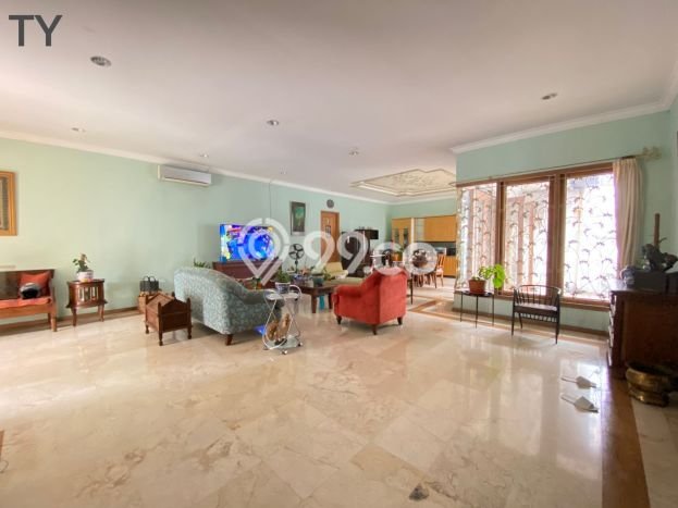 Hunian Mewah LB 250m2 Siap Huni Desain Elegan di Kemang, Jakarta Selatan Hunian Mewah LB 250m2 Siap Huni Desain Elegan di Kemang, Jakarta Selatan