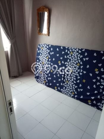 Rumah Luas Asri 3 KT Siap Pakai di Bintaro Tangerang Selatan Rumah Luas Asri 3 KT Siap Pakai di Bintaro Tangerang Selatan