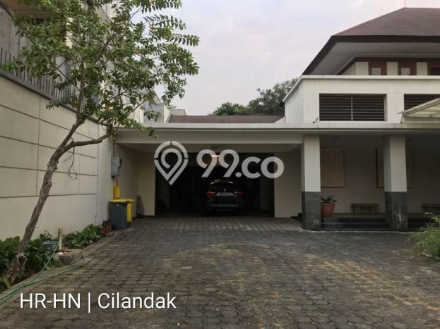 Dijual Rumah Premium dengan Fasilitas Sekitar Komplit di Cilandak, Jakarta Selatan Dijual Rumah Premium dengan Fasilitas Sekitar Komplit di Cilandak, Jakarta Selatan
