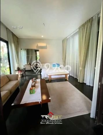 Rumah Elit Modern Tanpa Renovasi di Kemang Jakarta Selatan Rumah Elit Modern Tanpa Renovasi di Kemang Jakarta Selatan