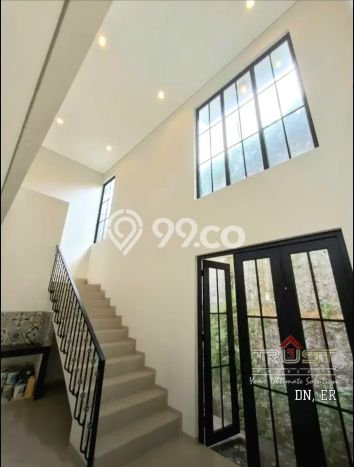 Rumah Elit LB 150m2 Siap Huni Desain Elegan di Sektor 9-Bintaro, Tangerang Selatan Rumah Elit LB 150m2 Siap Huni Desain Elegan di Sektor 9-Bintaro, Tangerang Selatan