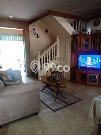 Rumah Elit Modern Siap Huni di Bintaro Tangerang Selatan Rumah Elit Modern Siap Huni di Bintaro Tangerang Selatan