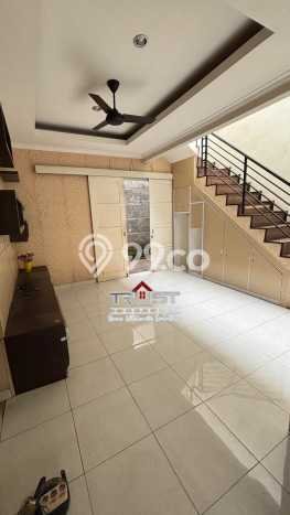 Rumah Elit Modern Tanpa Renovasi di Bintaro Tangerang Selatan Rumah Elit Modern Tanpa Renovasi di Bintaro Tangerang Selatan