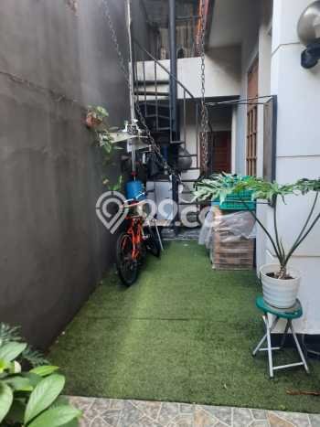 Dijual Rumah Premium dengan Fasilitas Sekitar Lengkap di Pesanggrahan, Jakarta Selatan Dijual Rumah Premium dengan Fasilitas Sekitar Lengkap di Pesanggrahan, Jakarta Selatan