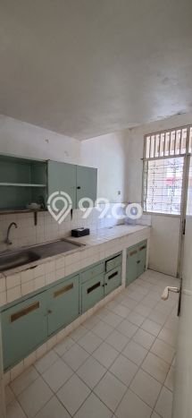 Rumah Luas Asri 3 KT Siap Pakai di Bintaro Tangerang Selatan Rumah Luas Asri 3 KT Siap Pakai di Bintaro Tangerang Selatan