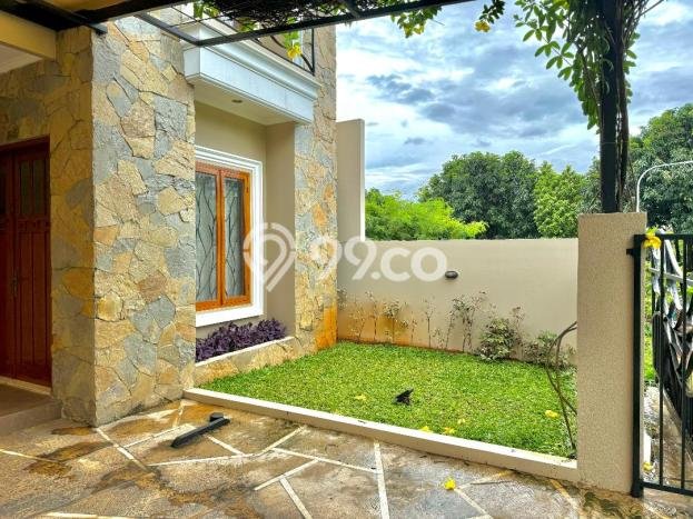 For Sale! Premium House LT 200m2 Desain Elegan di Cinere For Sale! Premium House LT 200m2 Desain Elegan di Cinere