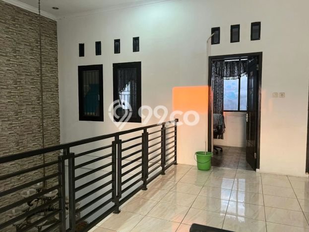 Dijual Rumah Eksklusif 4 KT di Jatiwaringin, Bekasi Dijual Rumah Eksklusif 4 KT di Jatiwaringin, Bekasi