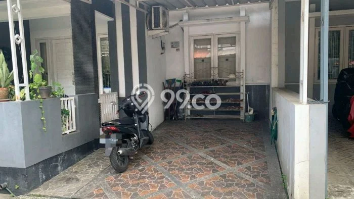 Rumah Modern Cantik 3 Kamar Siap Huni di Ciracas Rumah Modern Cantik 3 Kamar Siap Huni di Ciracas