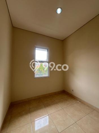 For Sale Hunian Rumah Terawat 4 Kamar di BSD, Tangerang For Sale Hunian Rumah Terawat 4 Kamar di BSD, Tangerang