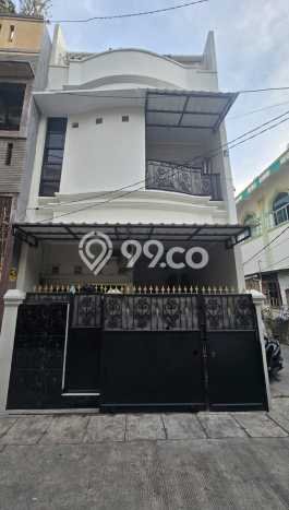 Hunian Cantik Modern Lb 180m2 di Pademangan, Jakarta Utara Hunian Cantik Modern Lb 180m2 di Pademangan, Jakarta Utara
