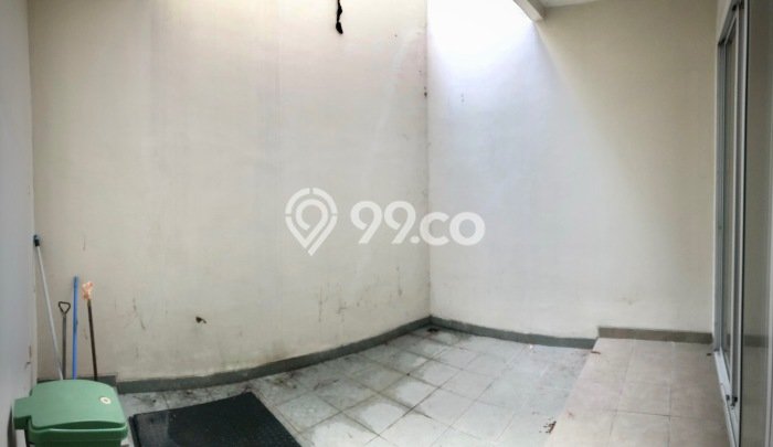 Rumah Luxury Modern Tanpa Renovasi di Lebak Bulus Jakarta Selatan Rumah Luxury Modern Tanpa Renovasi di Lebak Bulus Jakarta Selatan