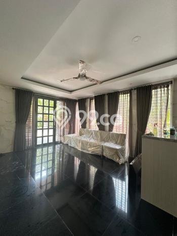 For Sale! Luxury House LT 150m2 Desain Elegan di Kemang For Sale! Luxury House LT 150m2 Desain Elegan di Kemang
