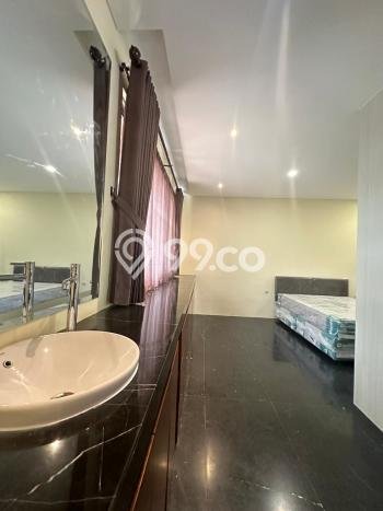 For Sale! Luxury House LT 150m2 Desain Elegan di Kemang For Sale! Luxury House LT 150m2 Desain Elegan di Kemang