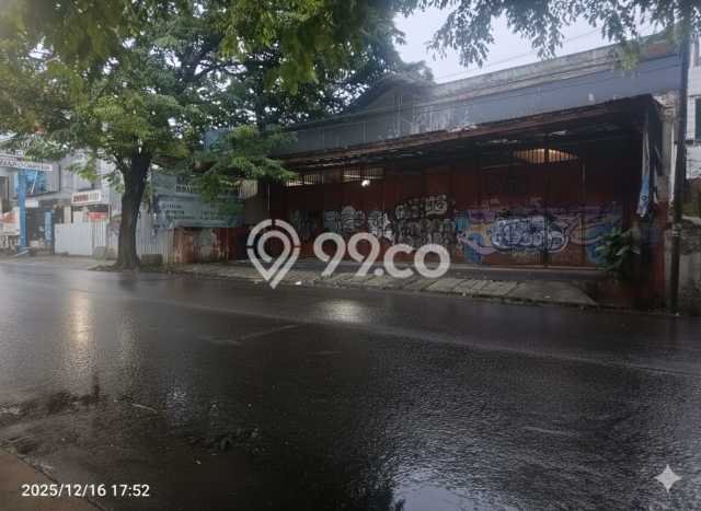 Gudang Disewa di Bekasi dengan LB 500m2 Area Komersial Ramai Gudang Disewa di Bekasi dengan LB 500m2 Area Komersial Ramai