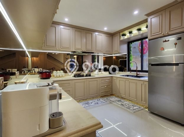 Rumah Eksklusif Dijual LT 144m2 di Cakung, Jakarta Timur Rumah Eksklusif Dijual LT 144m2 di Cakung, Jakarta Timur